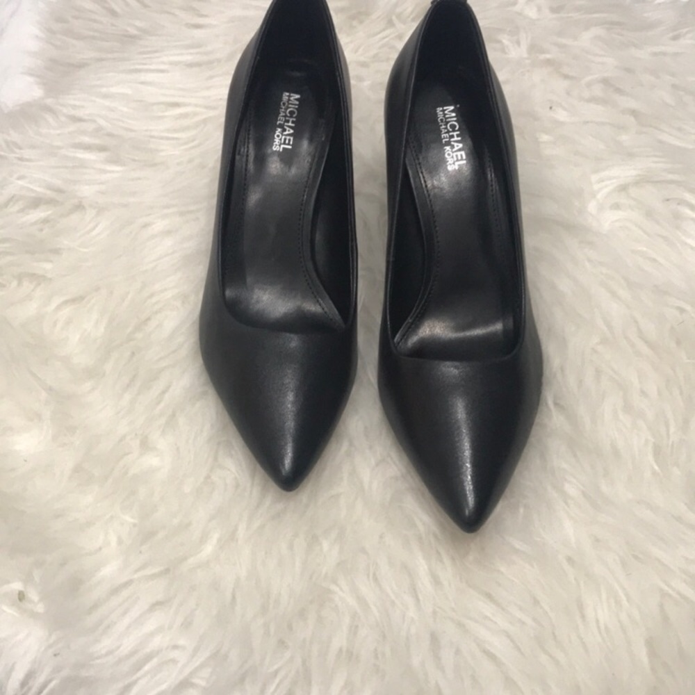 Michael Kors Dorothy Flex Pumps